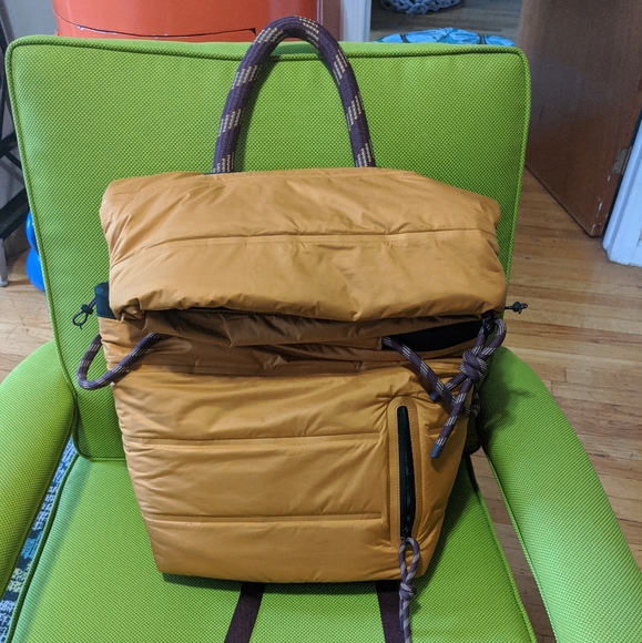 Lululemon Roksanda backpack - Picture 5 of 16